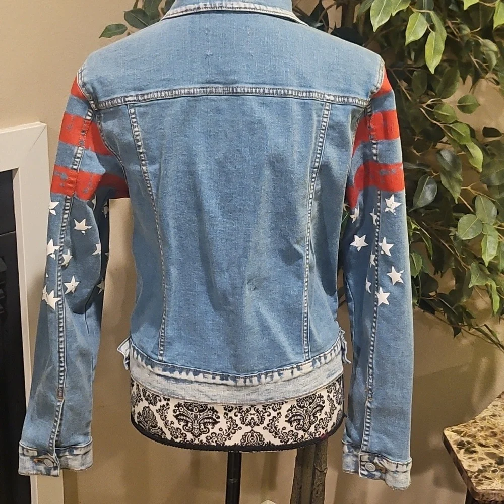 VIGOSS - Woman's Stars & Stripes Denim Jacket Sz L - Picture 2 of 4